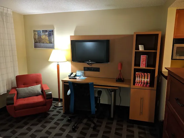 TownePlace Suites Baltimore BWI Airport 5