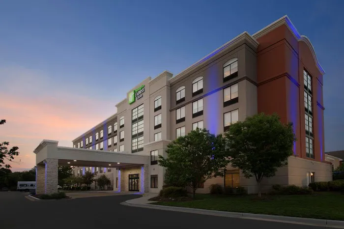 Holiday Inn Express & Suites Baltimore - Bwi Airport North by IHG 5
