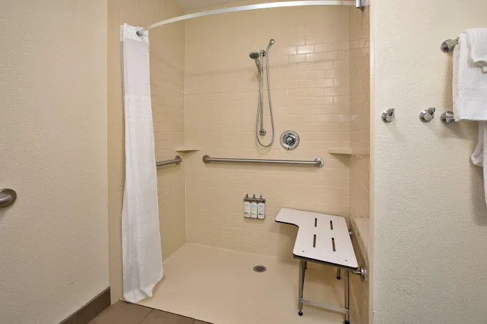 Candlewood Suites Building 4690 4