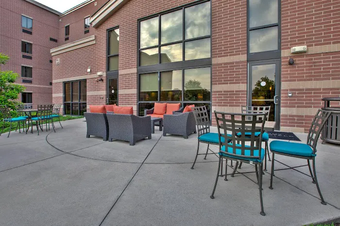 Candlewood Suites Building 4690 4
