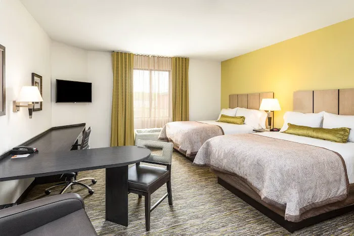 Candlewood Suites Building 4690 4