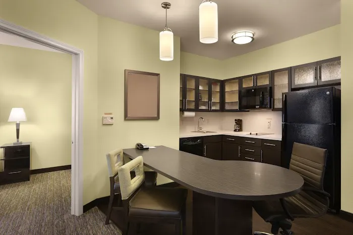 Candlewood Suites Building 4690 4
