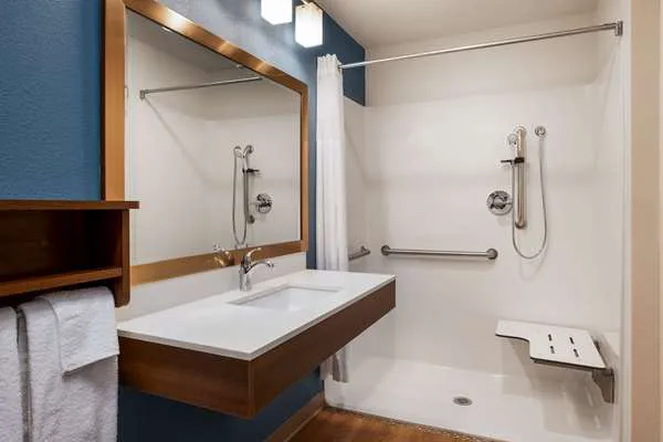 WoodSpring Suites Washington DC Northeast Greenbelt 4