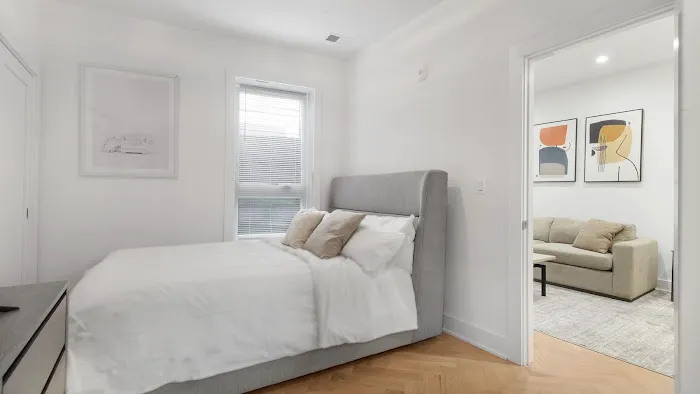 Landing Furnished Apartments at The Cardinal on 12th 4