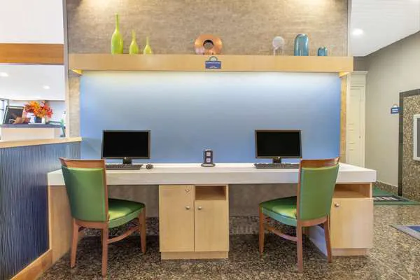 Days Inn by Wyndham Lanham Washington DC 4