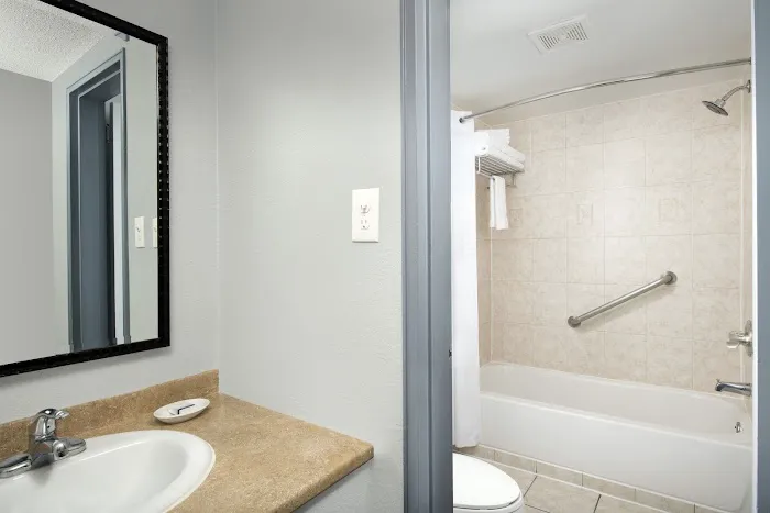 Ivy City Hotel 4