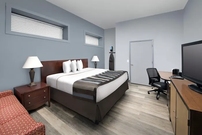 Ivy City Hotel 4