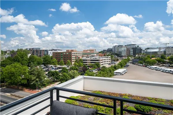 Reside NoMa, a Wyndham Residence 4