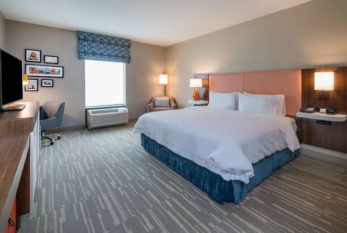 Hampton Inn & Suites Glenarden/Washington DC 4