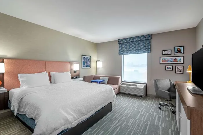 Hampton Inn & Suites Glenarden/Washington DC 4