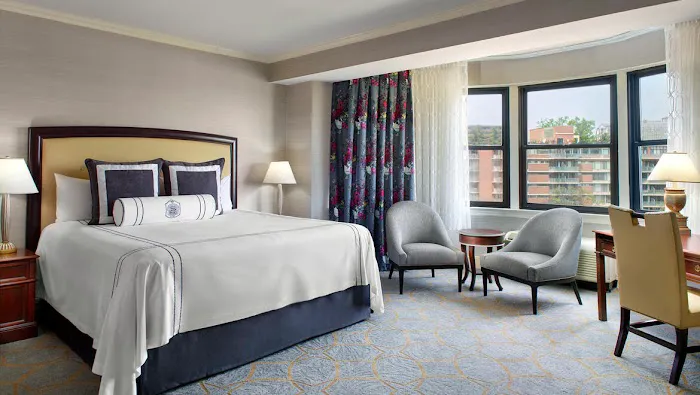 Omni Shoreham Hotel 4