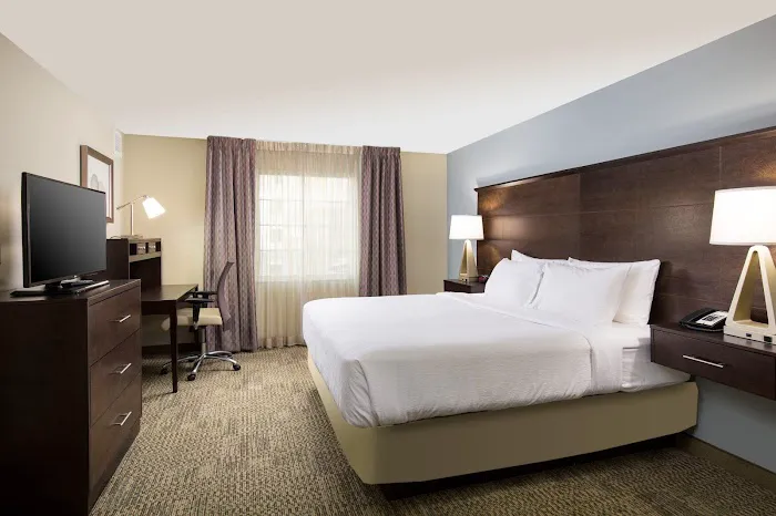 Staybridge Suites Washington DC East - Largo by IHG 4