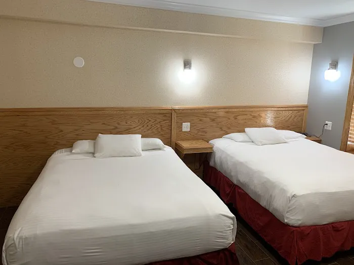 District hotel 4