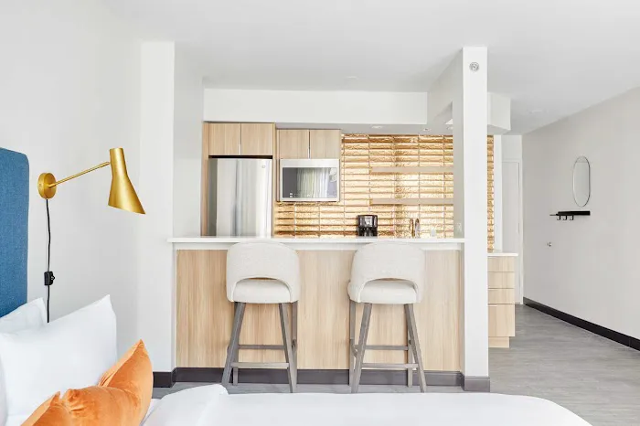 The Quincy, Ascend Hotel Collection 4