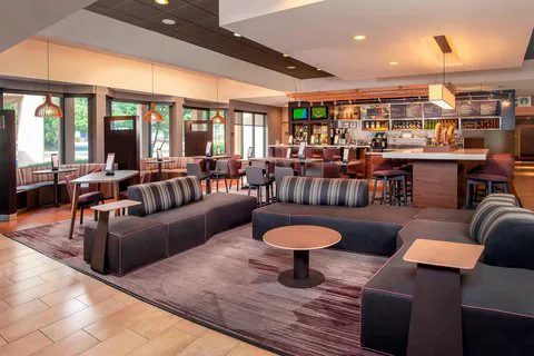 Courtyard Rockville 4