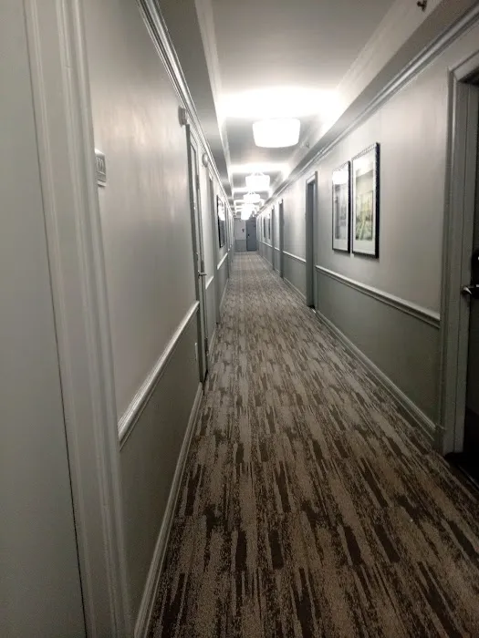 State Plaza Hotel 4