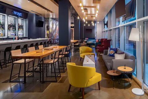 Aloft New Orleans Downtown 5