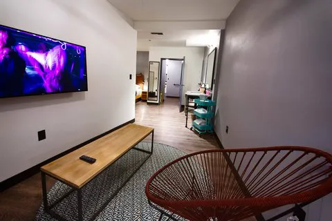 Moxy New Orleans Downtown/French Quarter Area 5