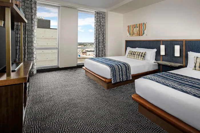 The Troubadour Hotel New Orleans 5