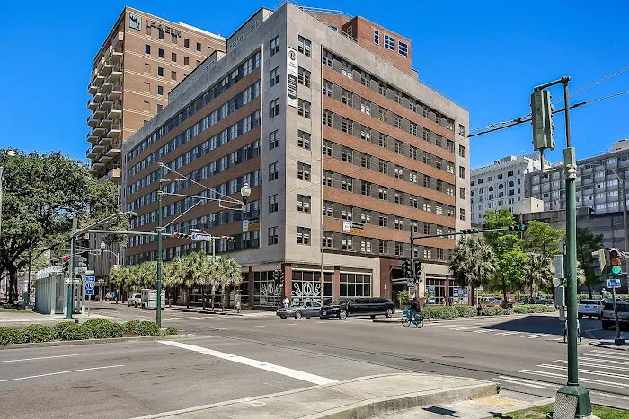 The California Building 5