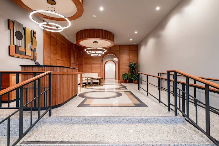 The Mayfair Hotel 5