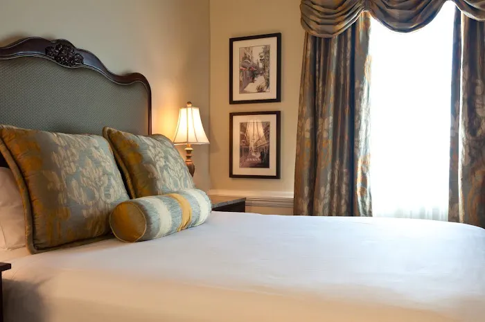 French Market Inn 5