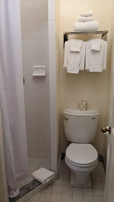 Garden District Hotel Collection 5