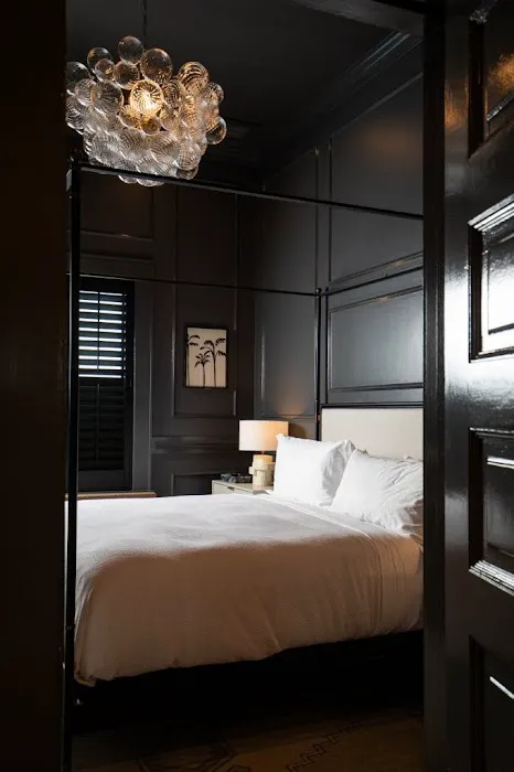 The Blackbird Hotel 5