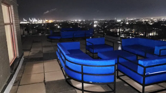 Avenue Plaza Hotel 5