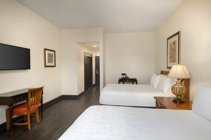 Le Richelieu Hotel 5