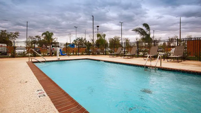 Best Western Plus New Orleans Airport Hotel 4