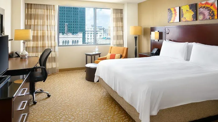 Milwaukee Marriott Downtown 5