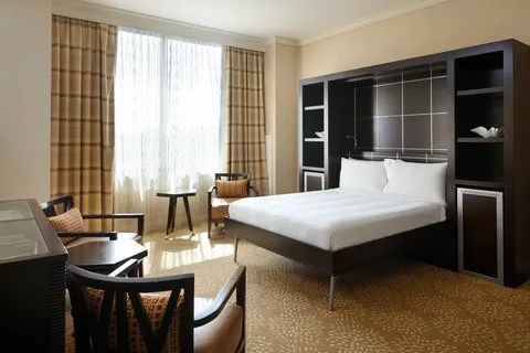 Milwaukee Marriott Downtown 5