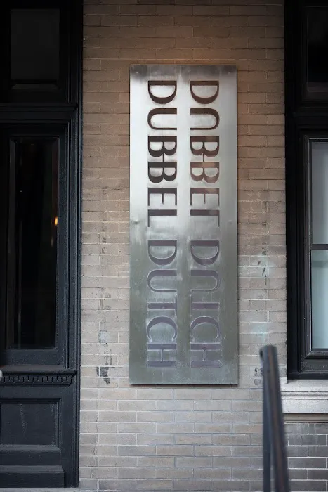 Dubbel Dutch Hotel 5