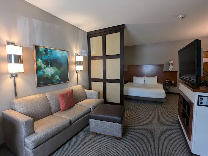 Comfort Suites Milwaukee West 5