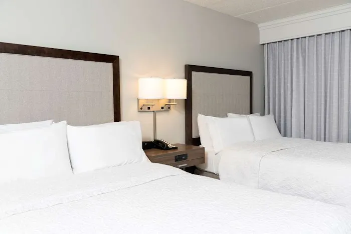 Hampton Inn Milwaukee Northwest 5
