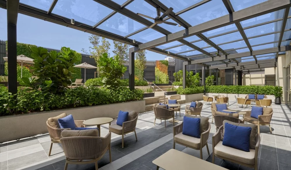 Hotels Near Me with Free Guided Tours: Discover the Best Stays with Complimentary Experiences