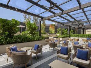 Hotels Near Me with Free Guided Tours: Discover the Best Stays with Complimentary Experiences