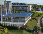 Hotels Near Me with Shuttle to Convention Centers: Convenient Stays for Business Travelers