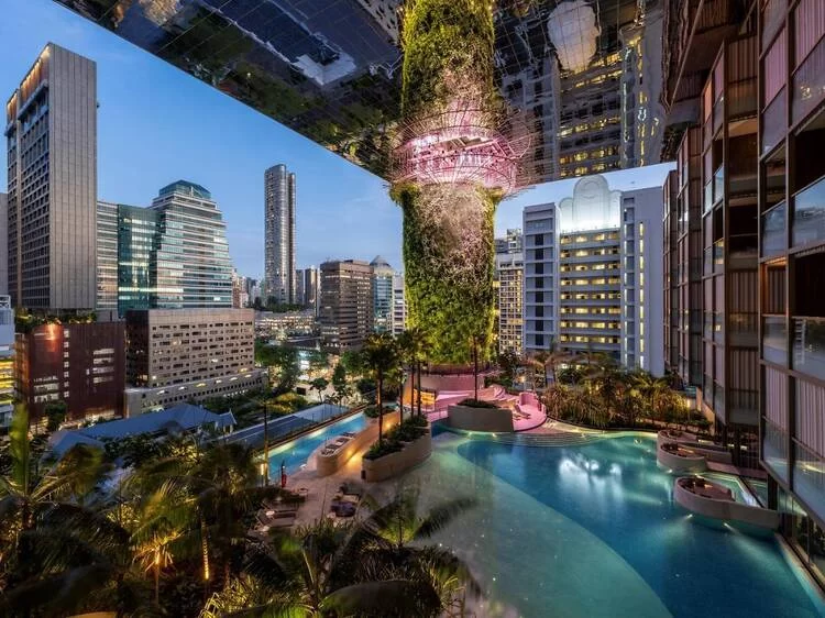 Find Hotels with the Best Late-Night Check-In Options for Stress-Free Stays