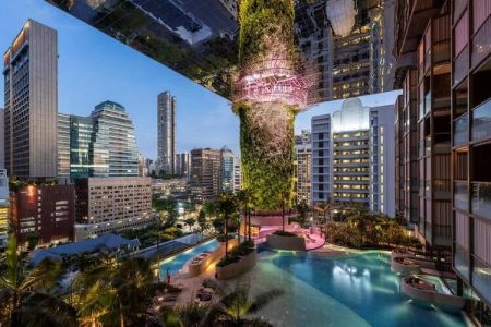 Find Hotels with the Best Late-Night Check-In Options for Stress-Free Stays