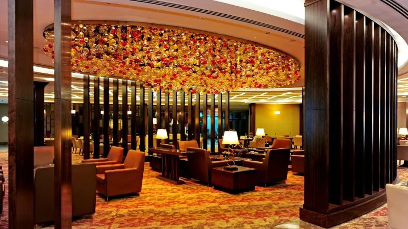 Hotels with the Best Airport Lounges for a Premium Travel Experience