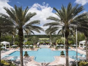 Hotels Near Me with Shuttle to Ski Resorts: Stress-Free Travel Tips