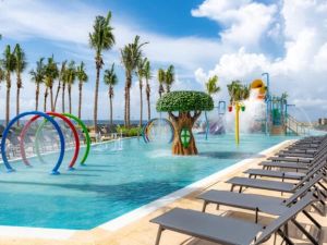 Hotels Near Me with All-Inclusive Family Packages: A Smart Choice for Your Next Trip