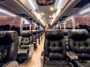 Top Hotels with the Best Shuttle Service to Tourist Attractions