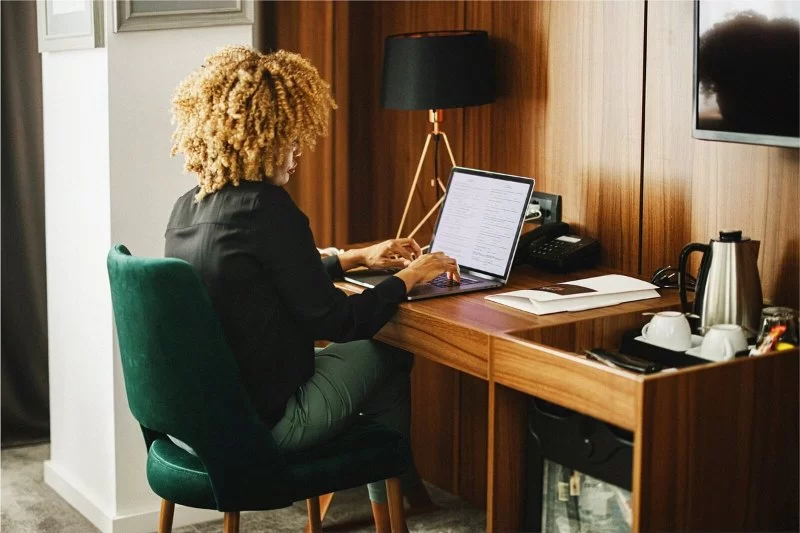 Hotels Near Me With Free WiFi and Breakfast: Travel Smarter