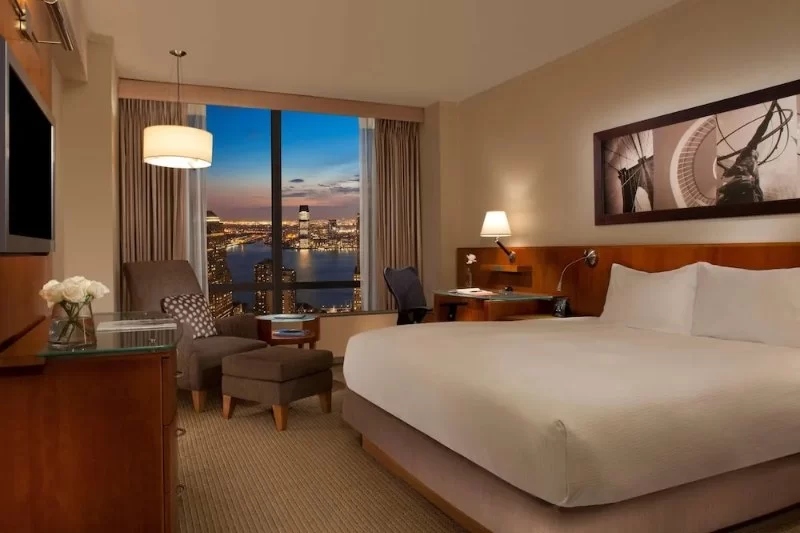 Hotels with Best Business Center Facilities for Productive Travel