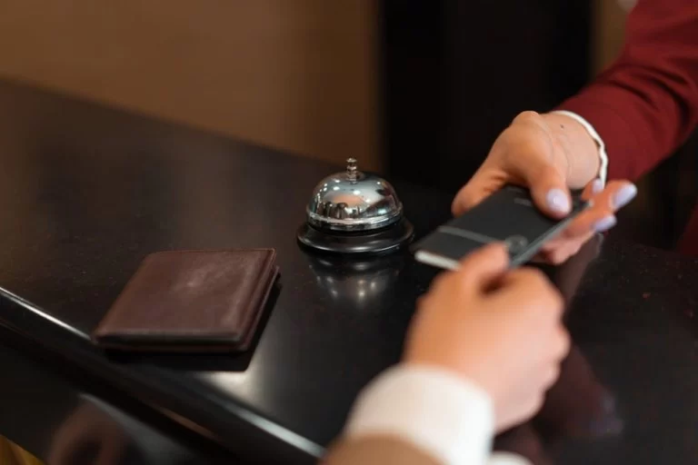 Tips to Save Money on Hotel Bookings: Smart Strategies for Affordable Stays