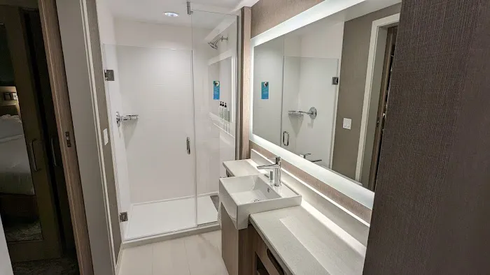 SpringHill Suites Menomonee Falls 4