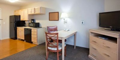 Candlewood Suites Milwaukee Brown Deer by IHG